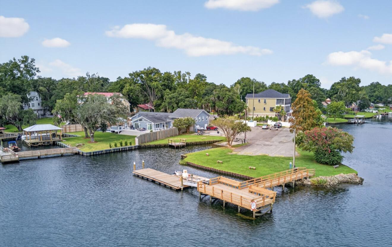 1813 State Rd S-8-560 Moncks Corner, SC 29461 - Photo 37 of 43 Boat landing