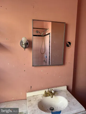 $225,000 | 614 North Broom Street, Wilmington, DE 19805