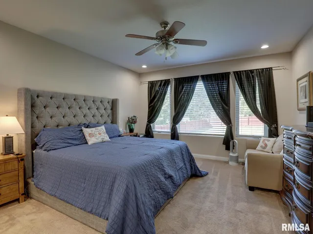 $378,000 | 325 South Gordon Street, Nauvoo, IL 62354