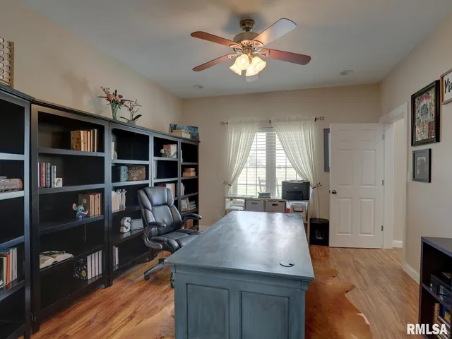 $378,000 | 325 South Gordon Street, Nauvoo, IL 62354