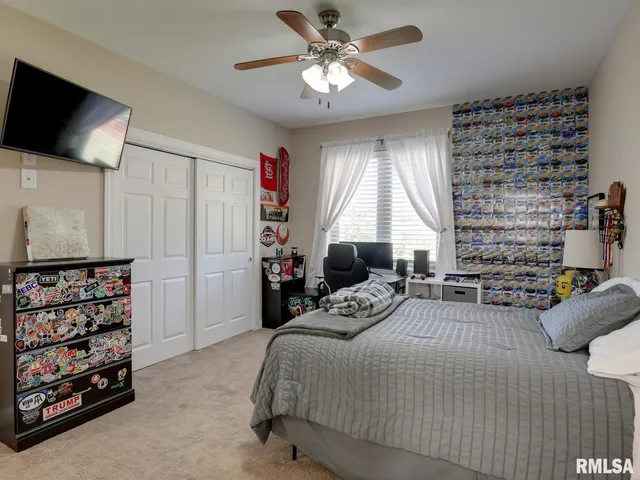 $378,000 | 325 South Gordon Street, Nauvoo, IL 62354