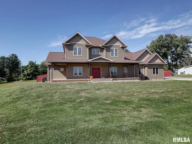 $378,000 | 325 South Gordon Street, Nauvoo, IL 62354