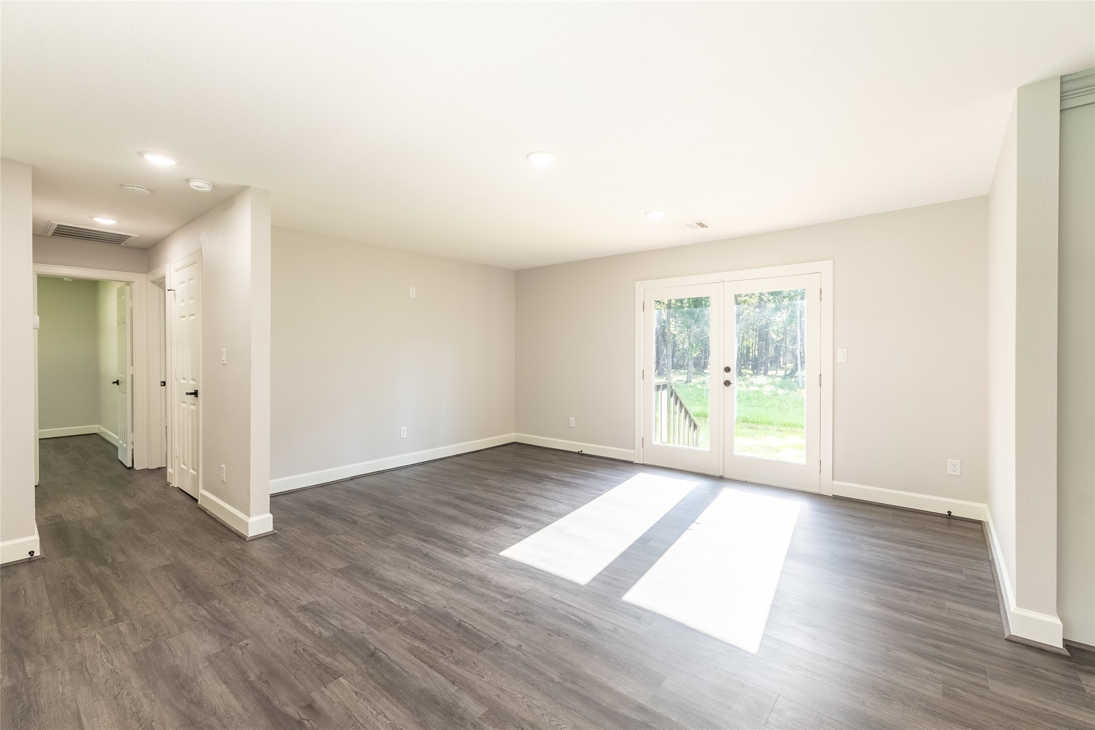 7728 White Rock Road Cleveland, TX 77328 - Photo 15 of 38