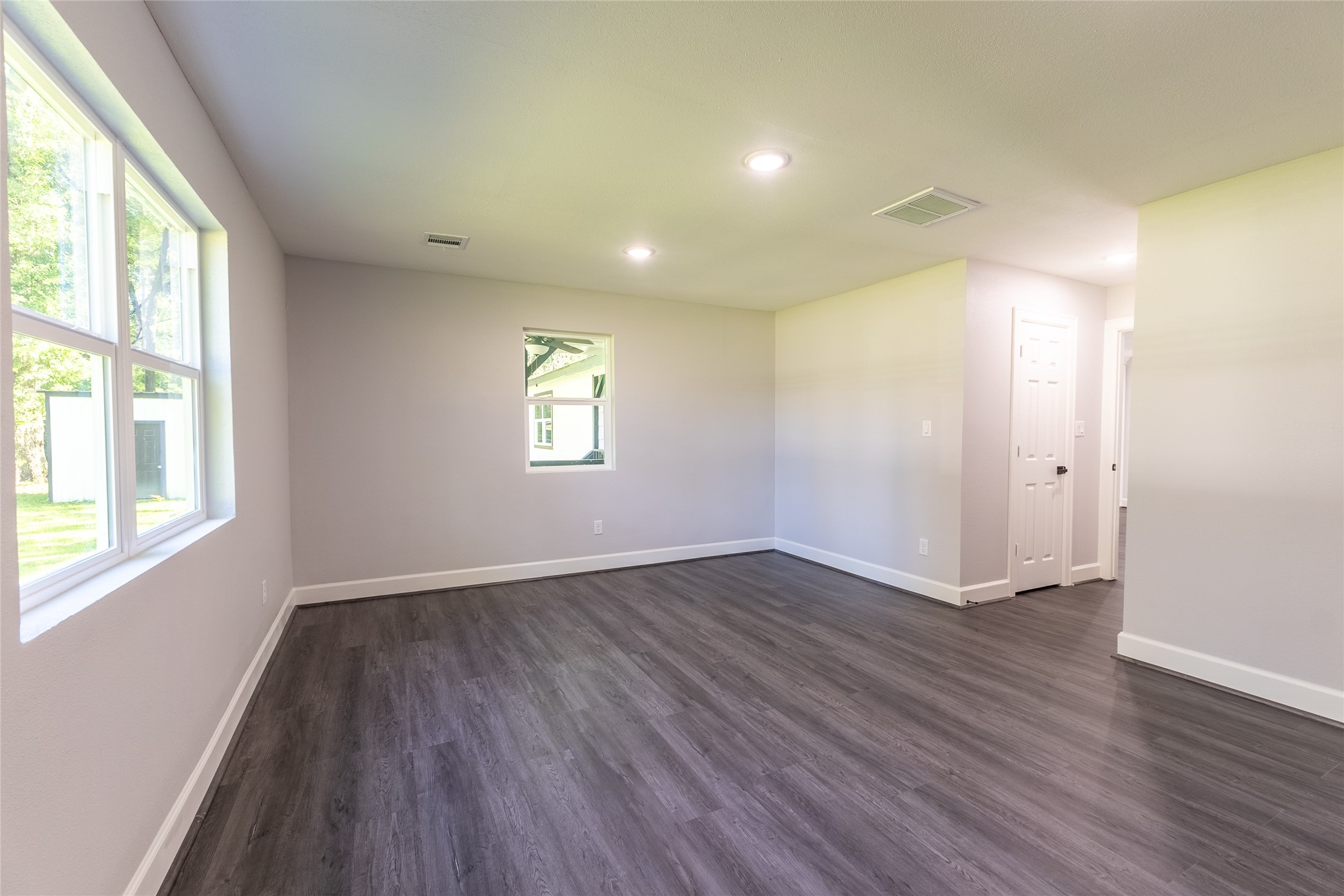 7728 White Rock Road Cleveland, TX 77328 - Photo 17 of 38