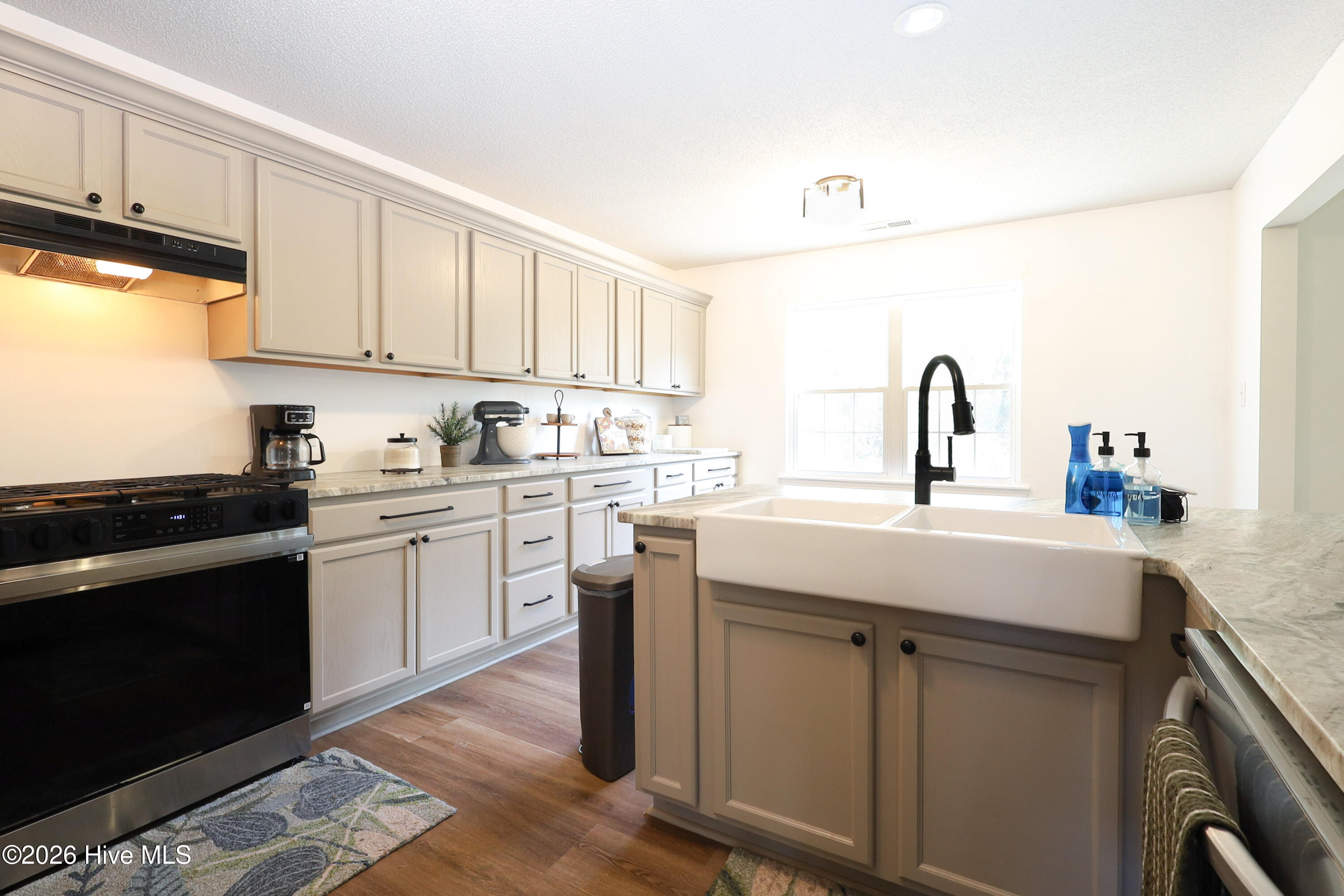 112 Linden Road Richlands, NC 28574 - Photo 23 of 48 IMG_7074