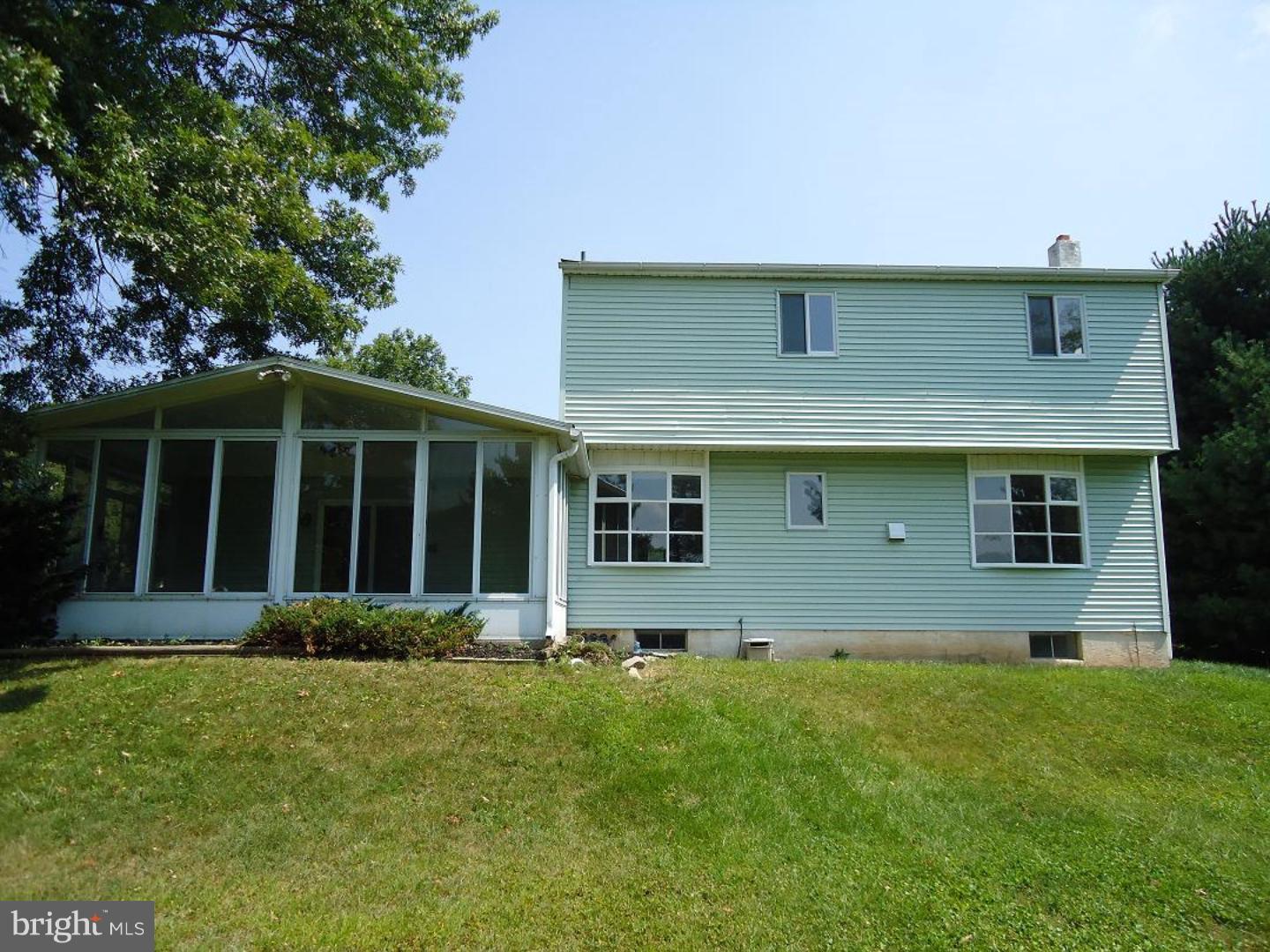 52 Eagle Road Chalfont, PA 18914 - Photo 4 of 14 Gallery Image 4