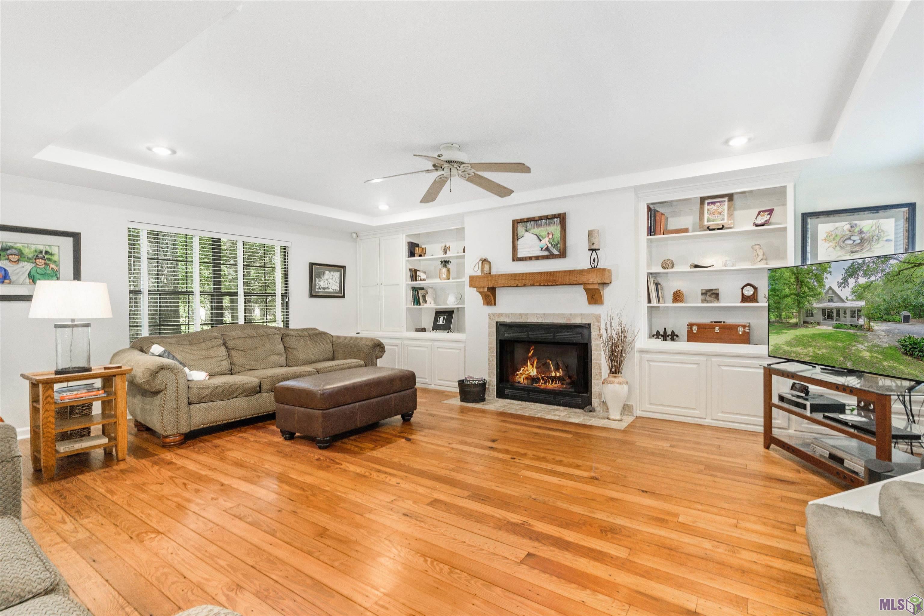 12993 Hammack Road Denham Springs, LA 70726 - Photo 3 of 24 Gallery Image 3