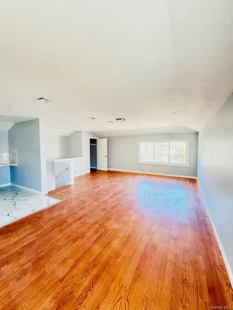 $3,250 | 139-20 Lakewood Avenue, Unit 2F | Jamaica