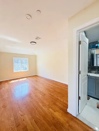 $3,250 | 139-20 Lakewood Avenue, Unit 2F | Jamaica