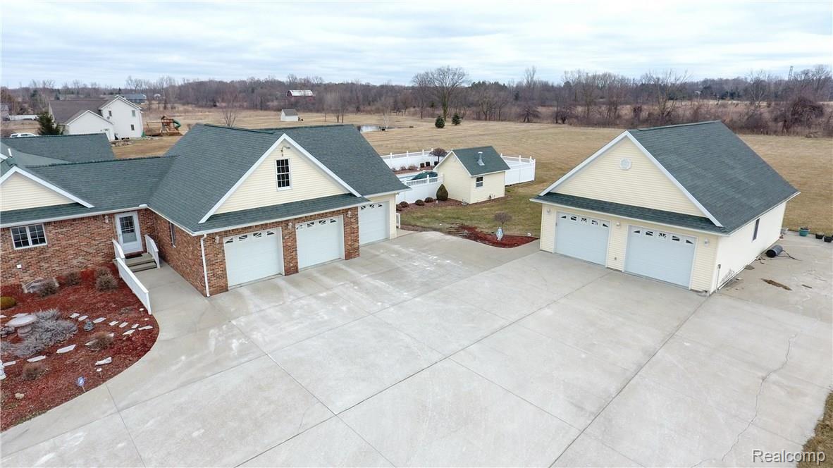 4352 North Oak Road Davison, MI 48423 - Photo 2 of 70 Drone-19.jpg