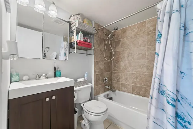 $2,000 | Undisclosed Address, Oakland Park, FL 33309