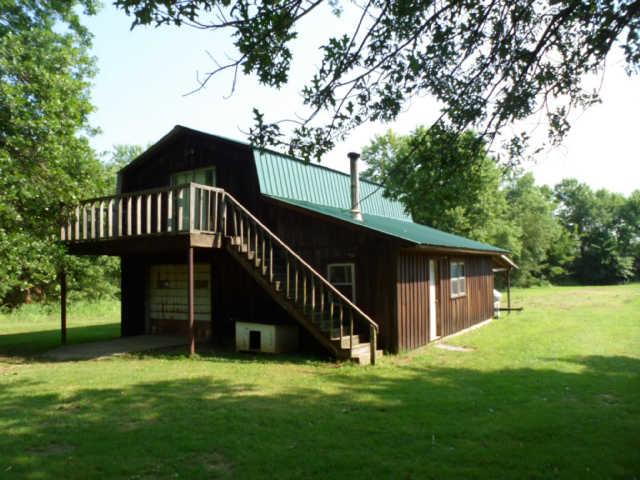 392 Rabbit Trail Road Leoma, TN 38468 - Photo 15 of 19 a view of a house with a yard