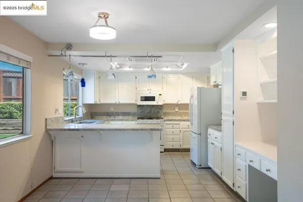 $629,900 | 1003 Linda Vista Way, Rio Vista, CA 94571