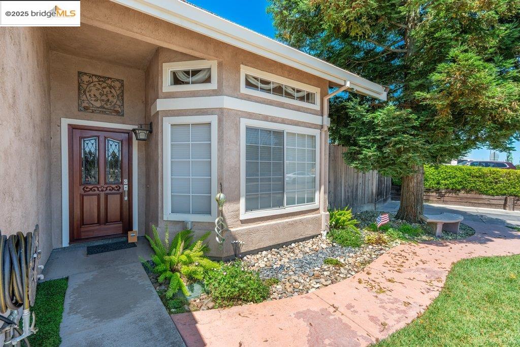 1003 Linda Vista Way Rio Vista, CA 94571 - Photo 6 of 60 View of exterior entry featuring stucco siding