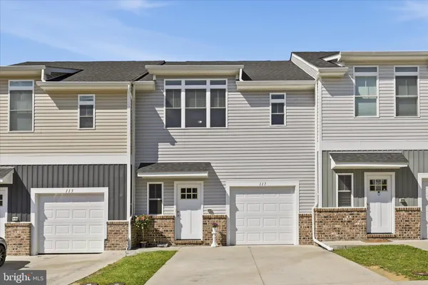 $355,000 | 117 Coralyrose Court, Winchester, VA 22602