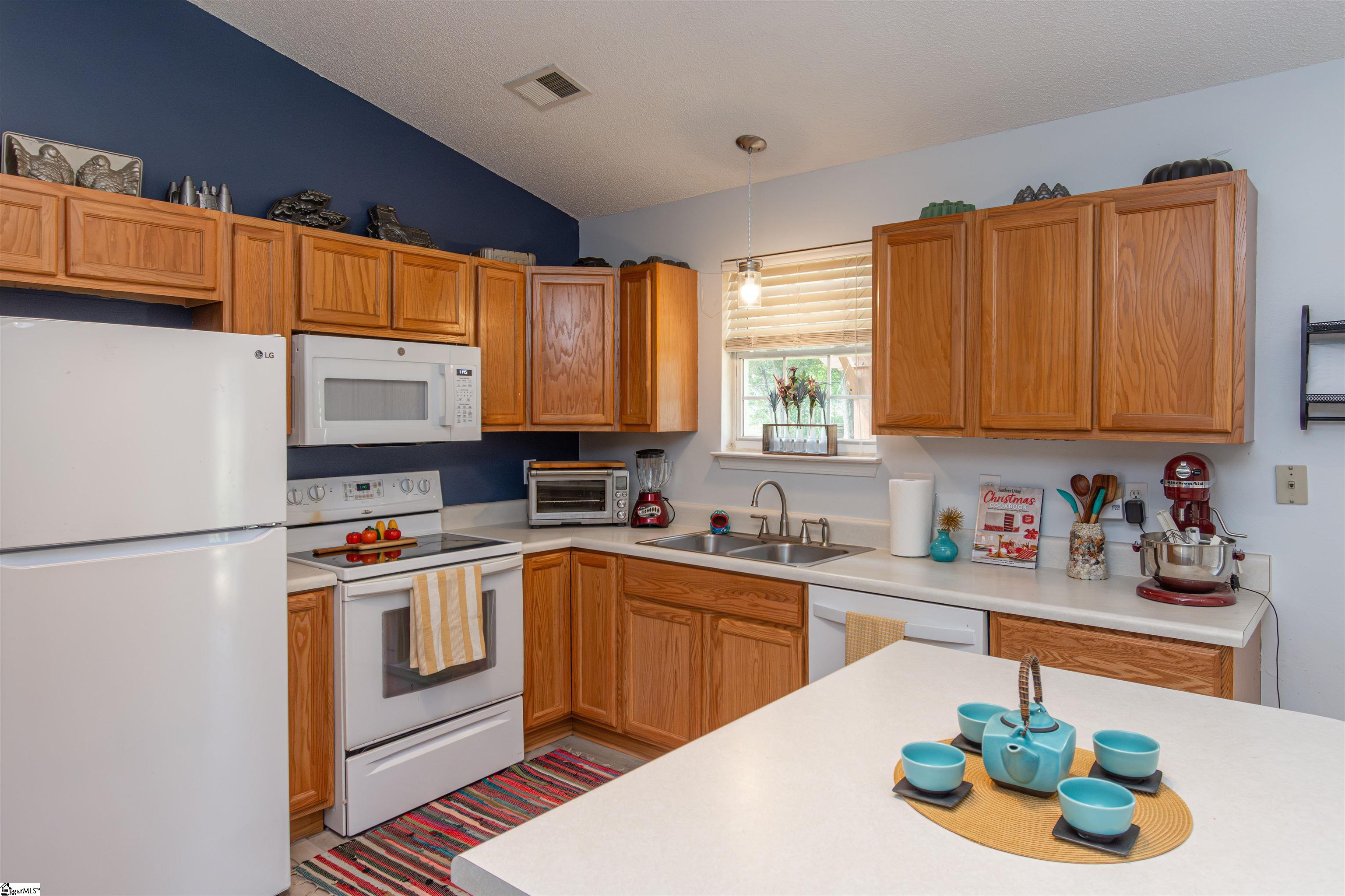 727 Evelyn Mae Road Inman, SC 29349 - Photo 12 of 29