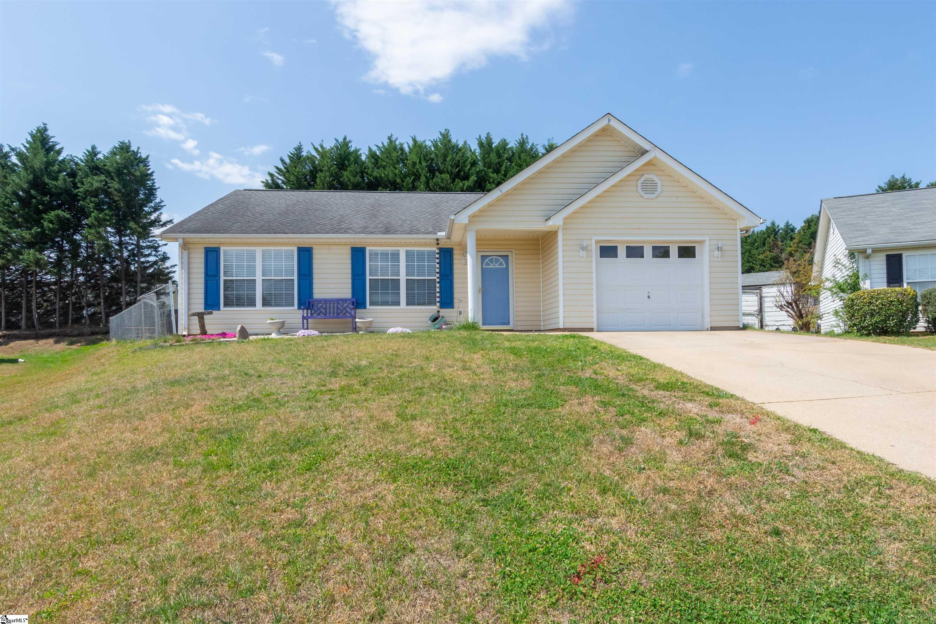 727 Evelyn Mae Road Inman, SC 29349 - Photo 2 of 29
