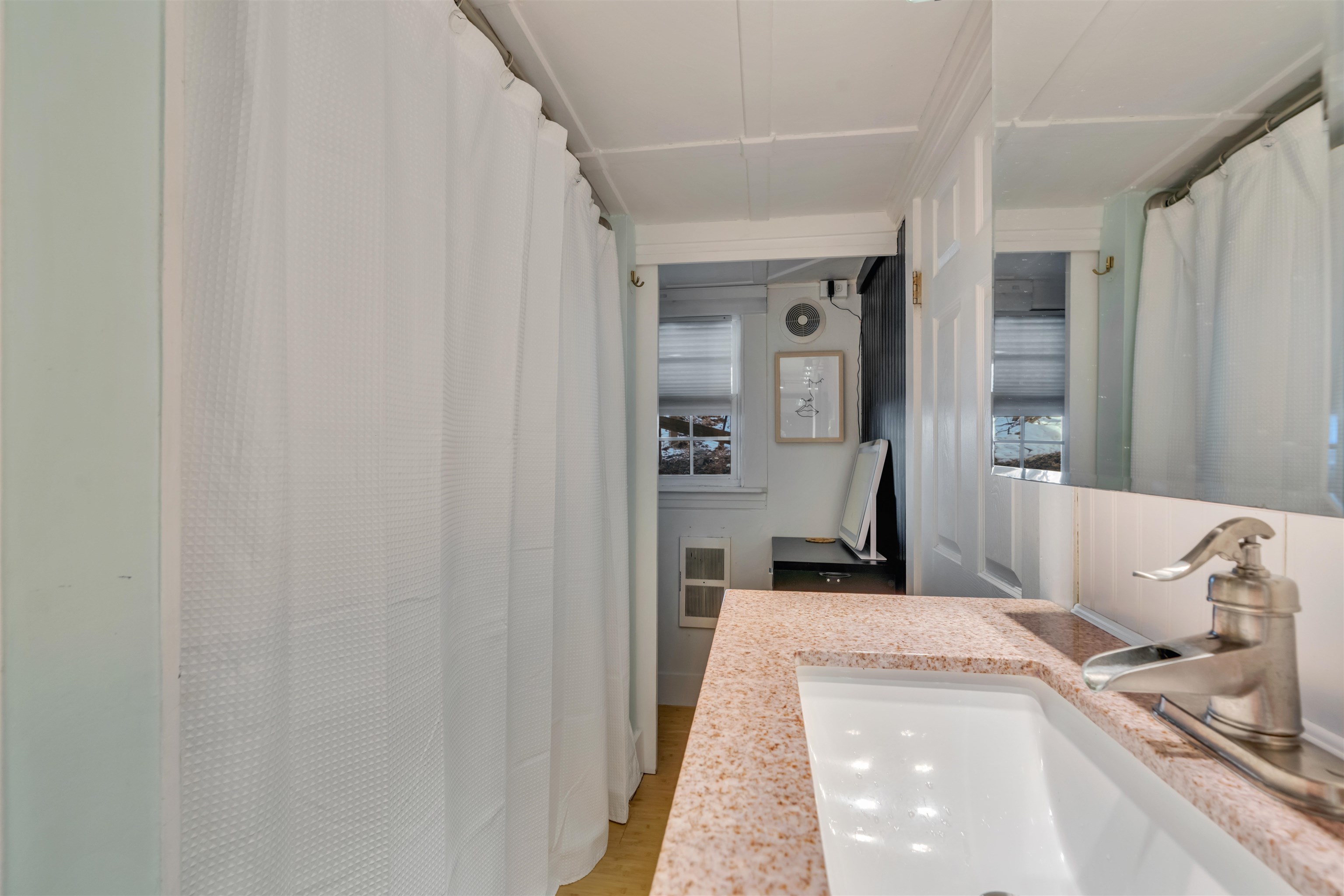 12 Portland Avenue, Unit 1 Dover, NH 03820 - Photo 11 of 36