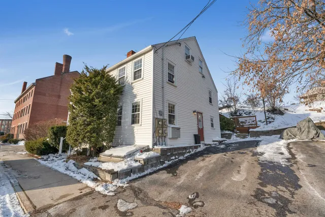 $319,900 | 12 Portland Avenue, Unit 1, Dover, NH 03820