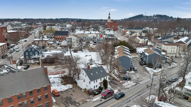 $319,900 | 12 Portland Avenue, Unit 1, Dover, NH 03820