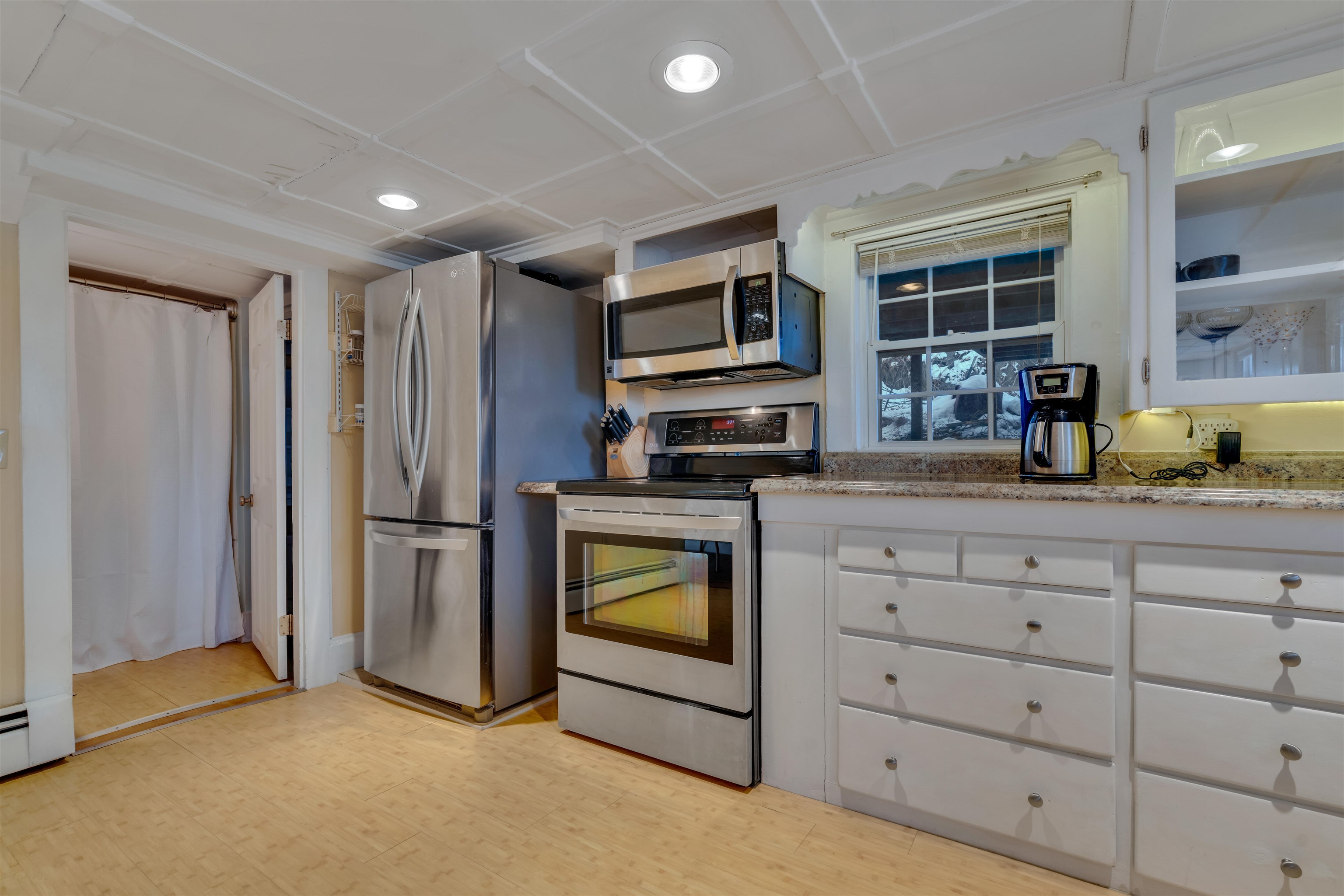 12 Portland Avenue, Unit 1 Dover, NH 03820 - Photo 8 of 36