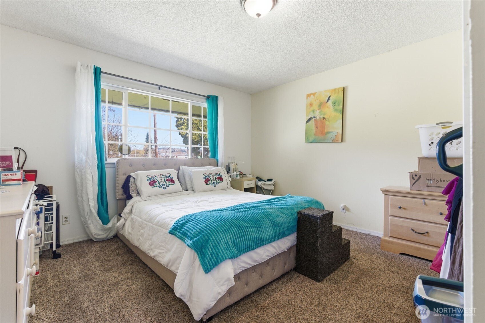 3017 Galvin Road, Unit A Centralia, WA 98531 - Photo 23 of 39 a bedroom with a bed and a window