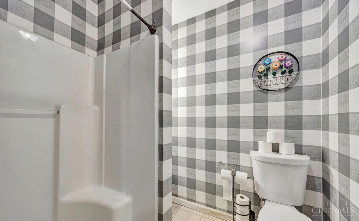 8925 Pippin Road Cincinnati, OH 45251 - Photo 21 of 30