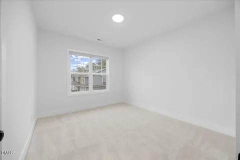 $575,000 | 533 Kings Lake Way, Durham, NC 27703