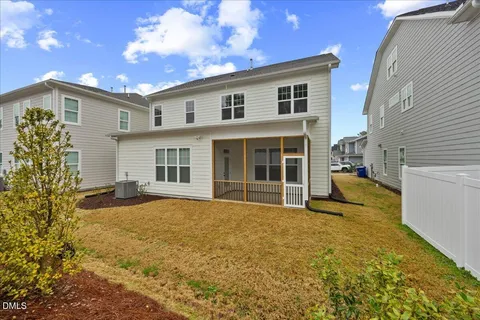 $575,000 | 533 Kings Lake Way, Durham, NC 27703