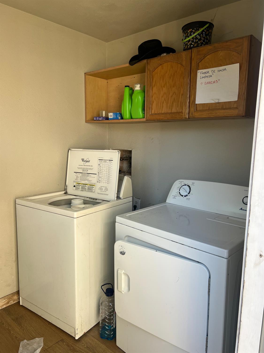 1514 Eureka Street Modesto, CA 95358 - Photo 7 of 14 a utility room with dryer and washer