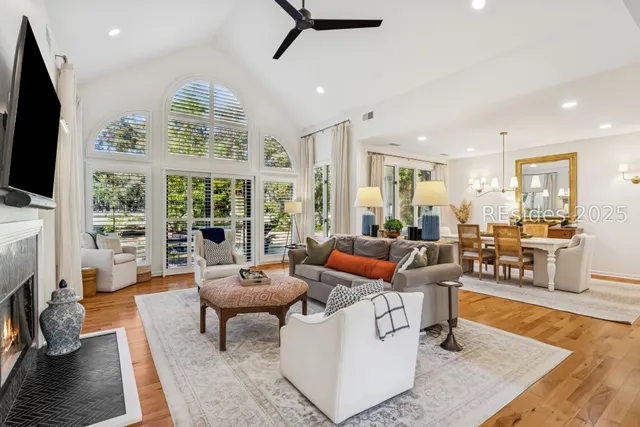 $1,095,000 | 93 Saw Timber Drive, Hilton Head Island, SC 29926