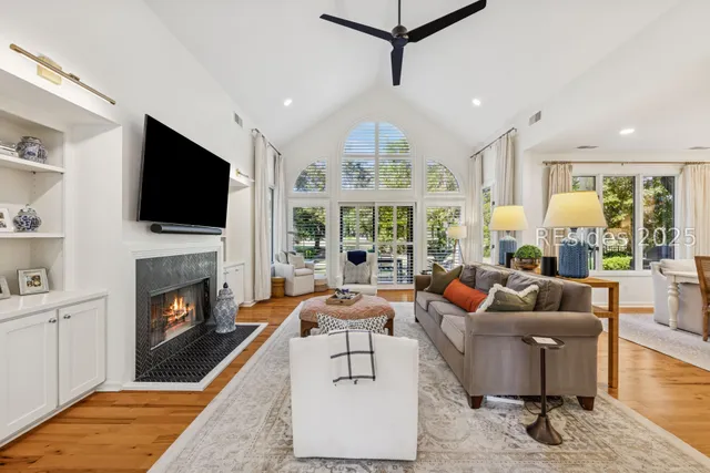 $1,095,000 | 93 Saw Timber Drive, Hilton Head Island, SC 29926