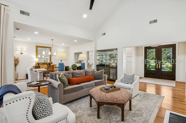 $1,095,000 | 93 Saw Timber Drive, Hilton Head Island, SC 29926