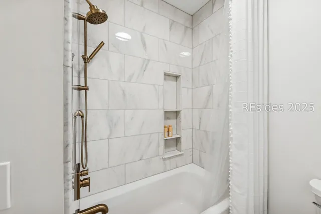 $1,095,000 | 93 Saw Timber Drive, Hilton Head Island, SC 29926