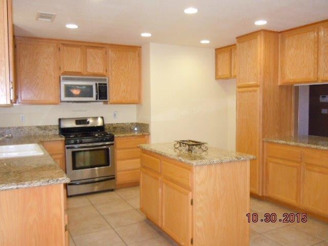 17602 Busher Way Tehachapi, CA 93561 - Photo 5 of 27 Gallery Image 5