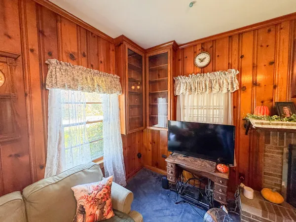 $228,000 | 360 State Rd S-38-263, Branchville, SC 29432