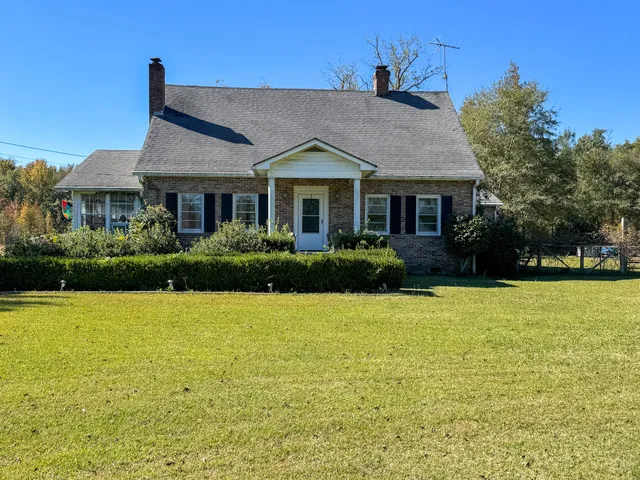 $250,000 | 360 State Rd S-38-263, Branchville, SC 29432