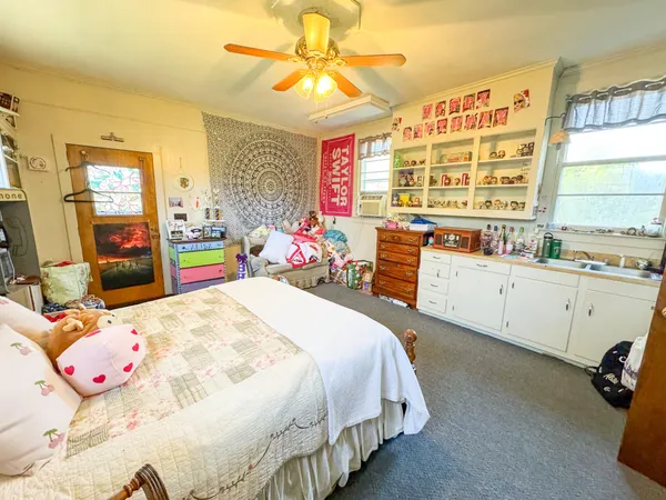 $228,000 | 360 State Rd S-38-263, Branchville, SC 29432