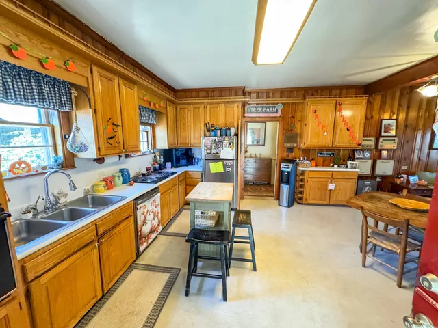 $250,000 | 360 State Rd S-38-263, Branchville, SC 29432