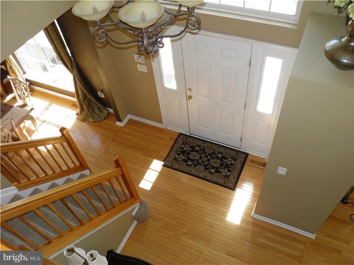 36 Moray Lane Sewell, NJ 08080 - Photo 11 of 24 Foyer