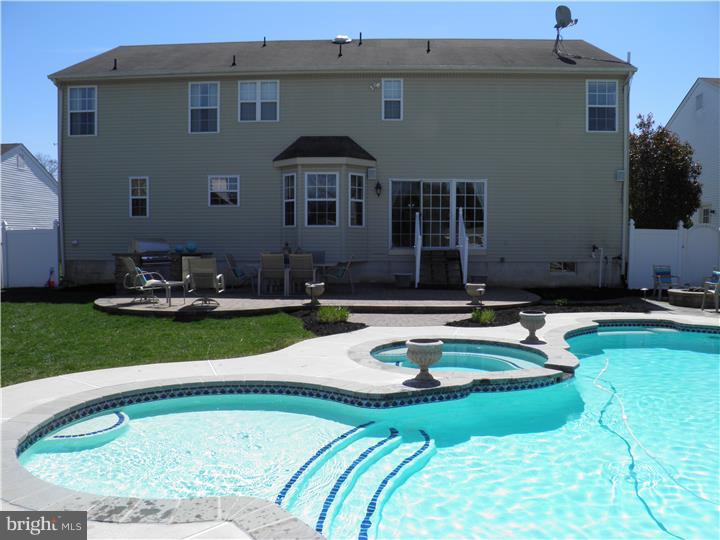 36 Moray Lane Sewell, NJ 08080 - Photo 24 of 24 Exterior Back