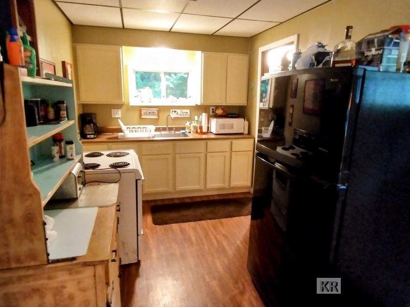 2745 Hilts Road Gladwin, MI 48624 - Photo 3 of 27