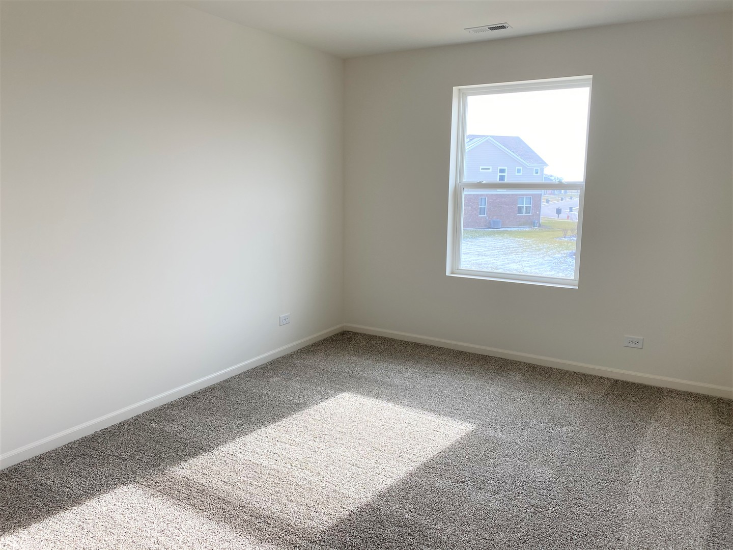 2013 Rownham Hill Road New Lenox, IL 60451 - Photo 18 of 23