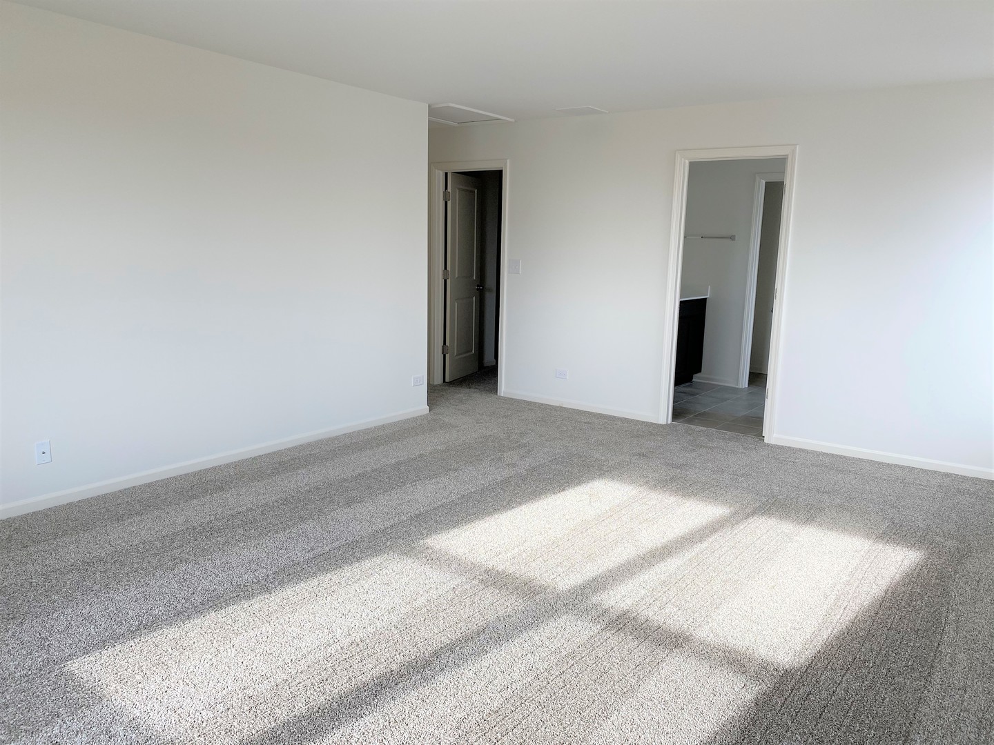 2013 Rownham Hill Road New Lenox, IL 60451 - Photo 19 of 23
