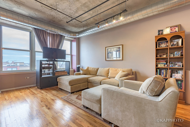 6 South Laflin Street, Unit 604 Chicago, IL 60607 - Photo 3 of 25