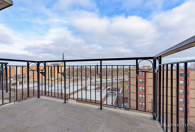 6 South Laflin Street, Unit 604 Chicago, IL 60607 - Photo 22 of 25