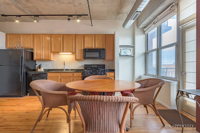 6 South Laflin Street, Unit 604 Chicago, IL 60607 - Photo 10 of 25