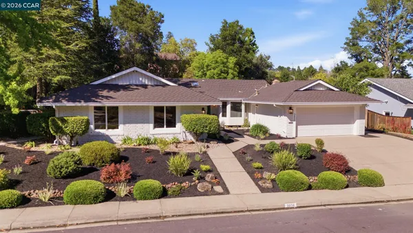 $1,868,000 | 3856 Paseo Grande, Moraga, CA 94556