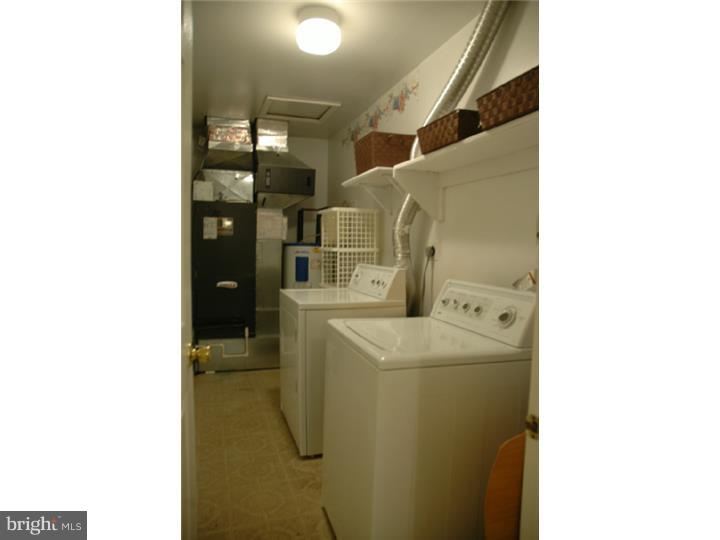 16 Hopkinson Court, Unit 157 Wayne, PA 19087 - Photo 18 of 21 Gallery Image 18