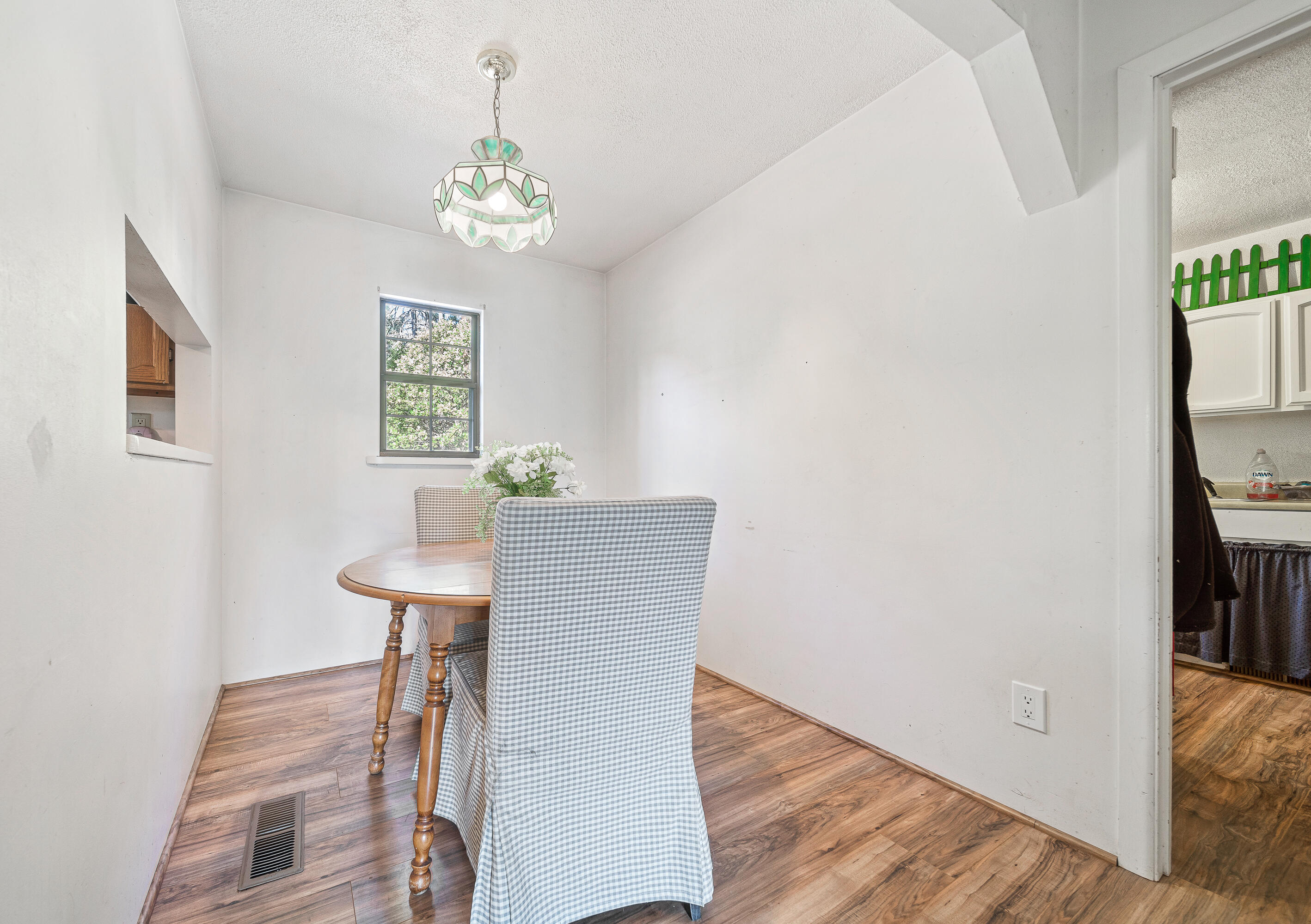 2666-2670 Little Applegate Road Jacksonville, OR 97530 - Photo 44 of 72 42